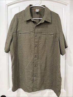 EUC Nike ACG Olive Green Short-Sleeve Button-Up Shirt